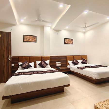 Hotel Vrinda Inn Udaipur Exterior foto